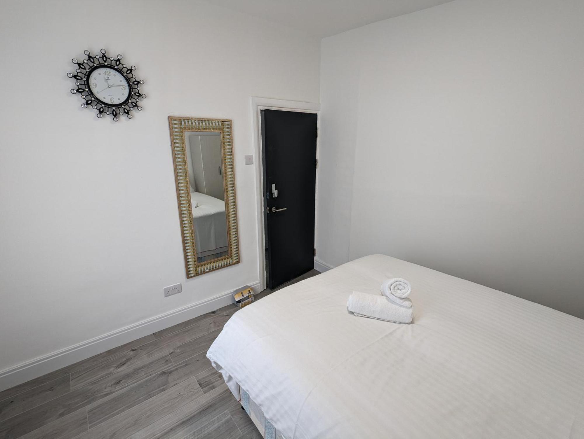 Mile End Rooms Londres Exterior foto